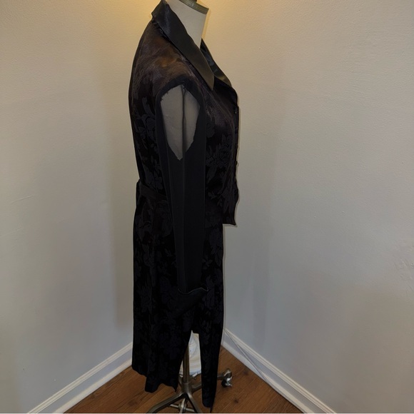 Amanda Lane Vintage Women’s XS/S Black Gothic Vampire Button-up Duster Overcoat - Picture 2 of 12